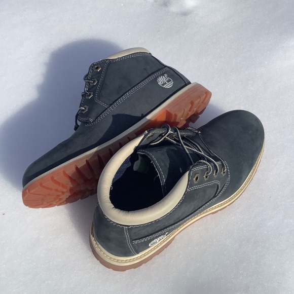 Timberland Lace Up Ankle Boots Navy Suede Beige Collar Gum Sole Women 9.5 - Picture 4 of 11